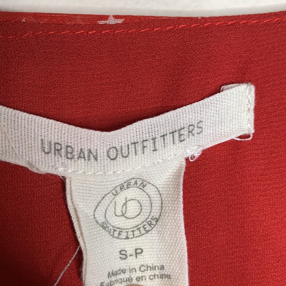 Urban Outfitters | Tie Front Star Printed Top - Picture 5 of 8